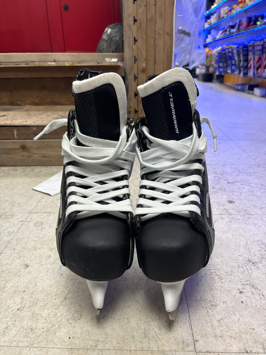 Used WinnWell AMP300 Size 6.0 Skates