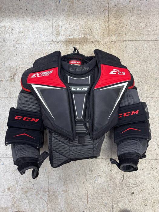 Used CCM Extreme Flex 2.9 Intermediate Small Chest Protector