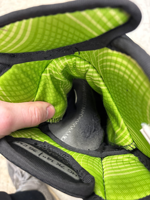 Used Reebok 7k 14” Gloves