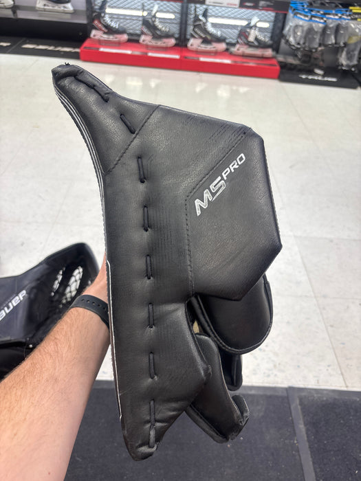 Used Bauer Supreme M5 Pro Intermediate Blocker