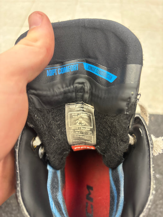 Used CCM JetSpeed Control Size 2.5R Skates