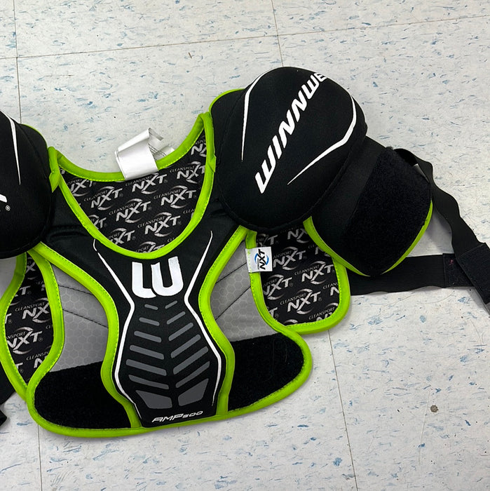 Used Winnwell AMP 500 Junior Small Shoulder Pads
