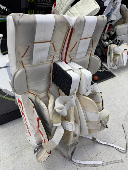 Used PRO STOCK CCM EFLEX 6 Pro Goalie Leg Pads 35" + 1"