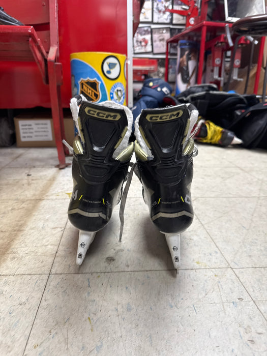 Used CCM Tacks ASV Skates Size 3.5