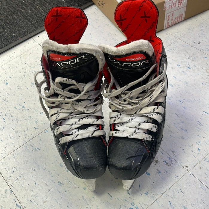 Used Bauer Vapor X3.7 Size 4.5EE Player Skates