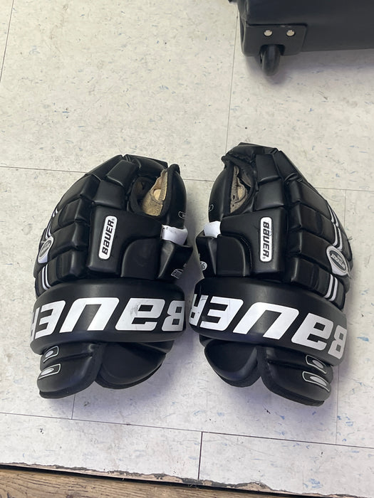 Used Bauer Supreme 2000 15" Gloves