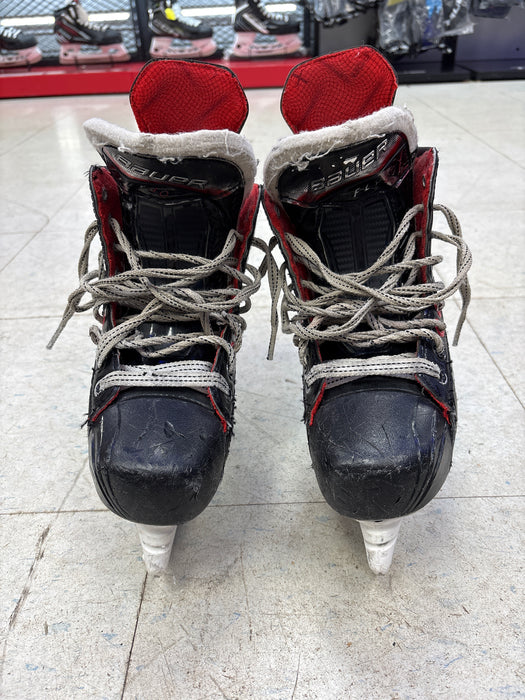 Used Bauer Vapor Fly30 Size 4.0 D Skates