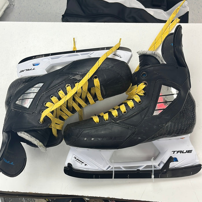 Used True Custom Senior Skates w/ Extra Blacksteel Size 7R