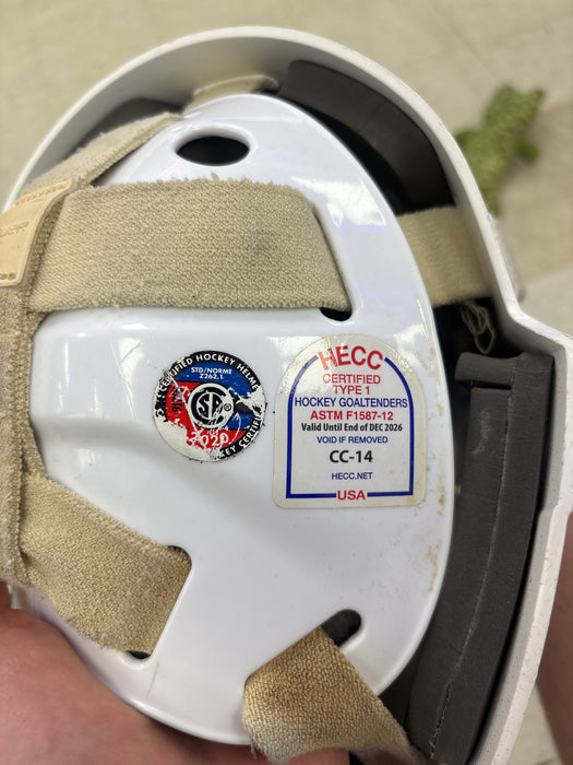 Used Bauer Profile 930 Senior Medium/Large Goal Mask