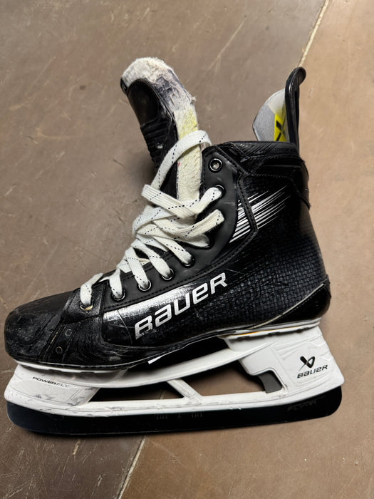 Used Bauer Hyperlite2 Pro Stock AHL Skates 9.5