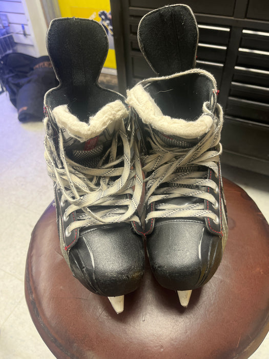 Used Bauer Vapor X50 Size 4.5EE Skates