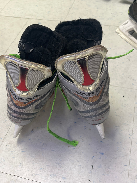 Used Nike Bauer Vapor XVI Size 1.5 Skates