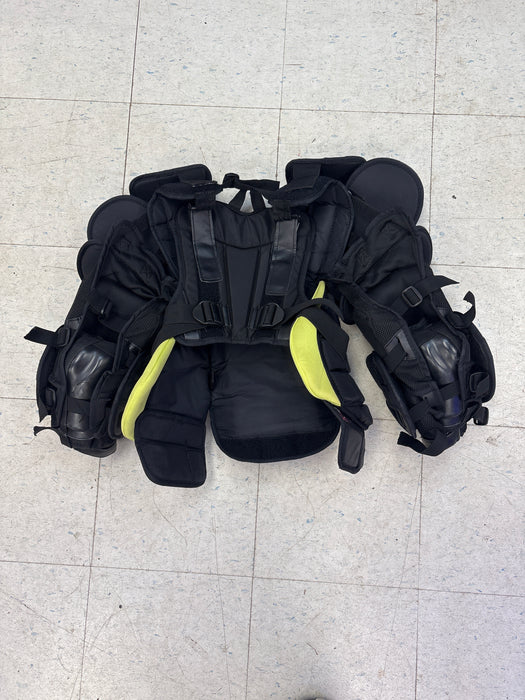 Used Warrior R/X4 E+ Intermediate Small/Medium Chest Protector
