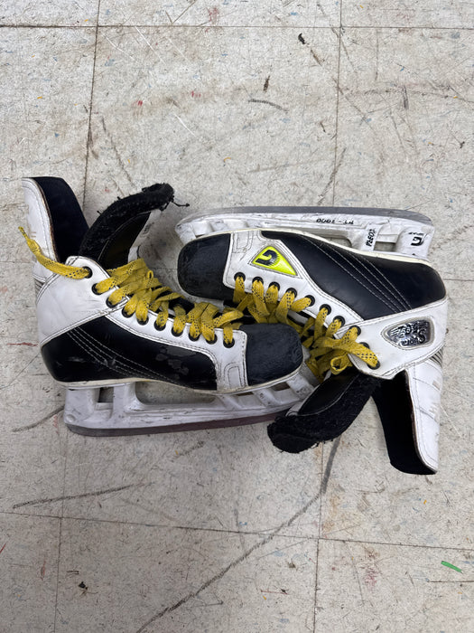 Used Graf Supra 502 Skates Size 9.0