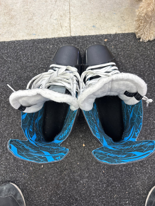 Used Bauer X Size 9.0D Skates