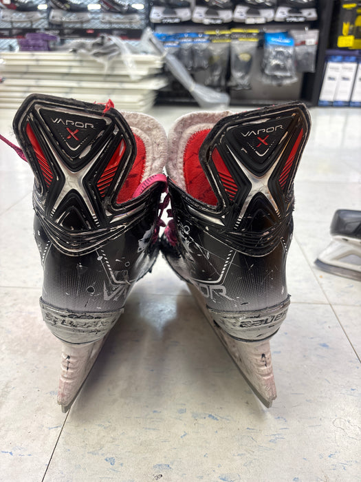 Used Bauer Vapor x3.7 Size 4.0D Skates