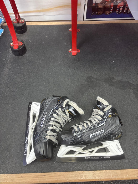 Used Bauer Supreme S27 Skates Size 2.5 D