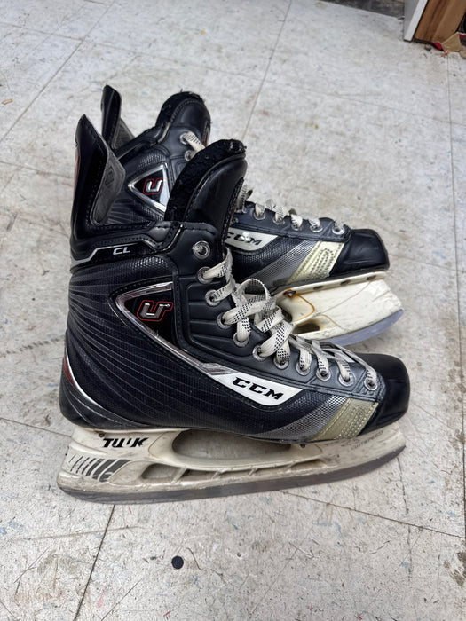 Used CCM U+ CL Skates Size 8.5