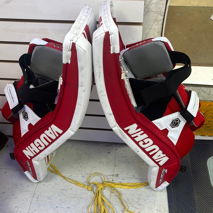 Used Vaughn Velocity V9 26+2 Goal Pads