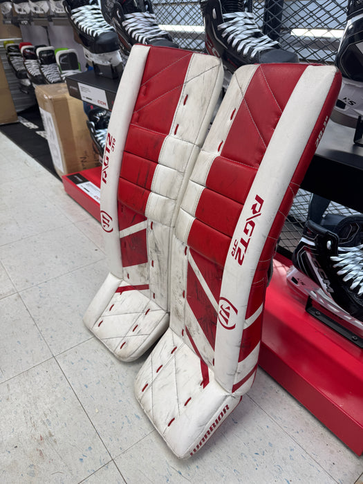 Used Warrior RGT2 Junior Leg Pads 28"+1"