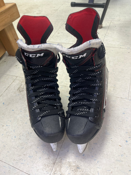 Used CCM JetSpeed FT460 Size 3 Skates
