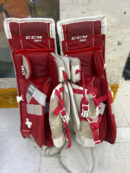 Used CCM Extreme Flex 760 Junior Goal Pads