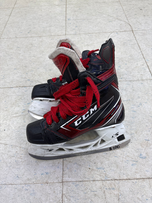 Used CCM JetSpeed FT480 Size 3.0 D Skates