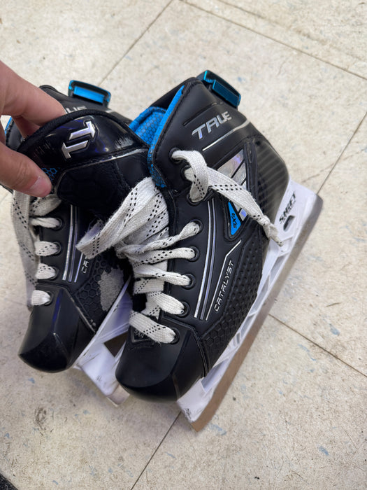 Used True Catalyst 5x4 Goalie Skates Size 2.0