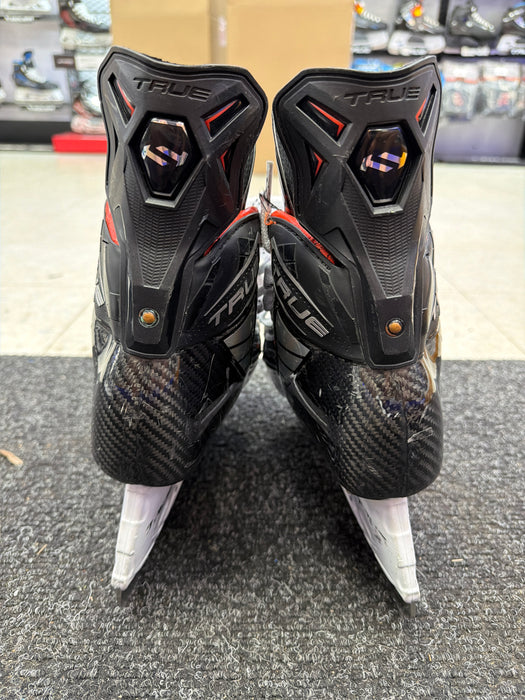 Used True Hzrdus 9x Size 5.5R Skates
