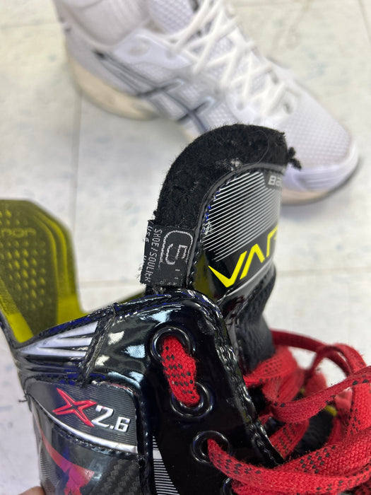 Used Bauer Vapor X2.6 Player Skates