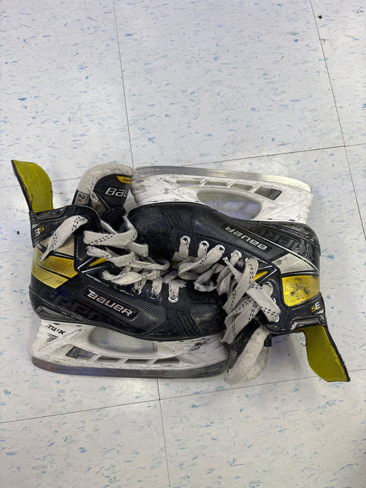 Used Bauer Supreme 3s Size 2.5 EE