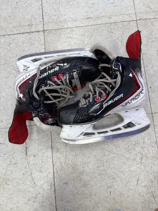 Used Bauer Vapor Fly30 Size 4.0 D Skates