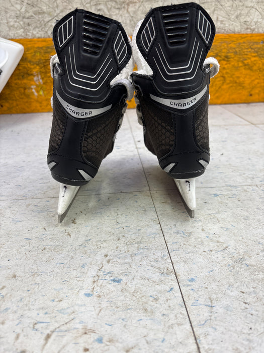 Used Bauer Charger 9D Youth Skates