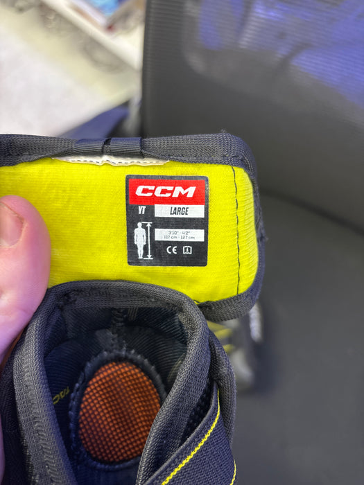 Used CCM Super Tacks AS-V Pro Youth Large Elbow Pads