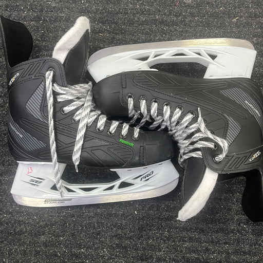 Used Reebok RibCore SC87 Size 6 Player Skates
