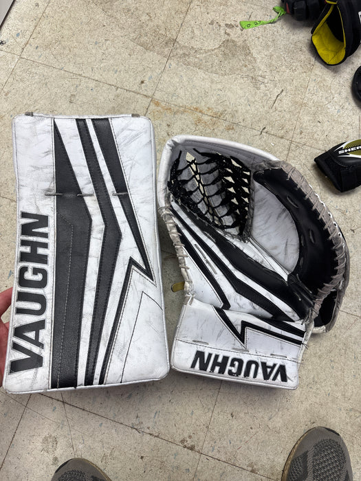 Used Vaughn Velocity V9 Pro Senior Catcher and Blockers
