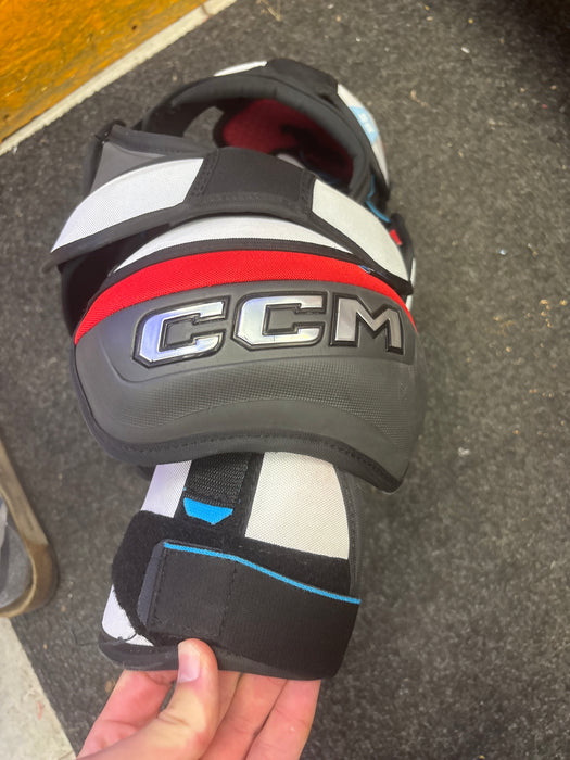 Used CCM Jetspeed FT6 Shoulder Pads Size Junior Large