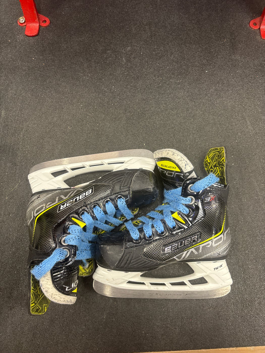Used Bauer Vapor 3x Skates Size 11.0 D