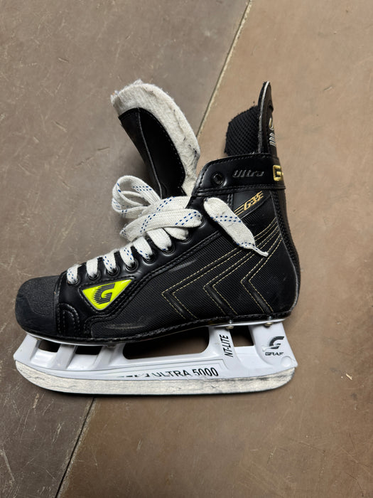 Used Graf Ultra G35 6.5D Player Skates