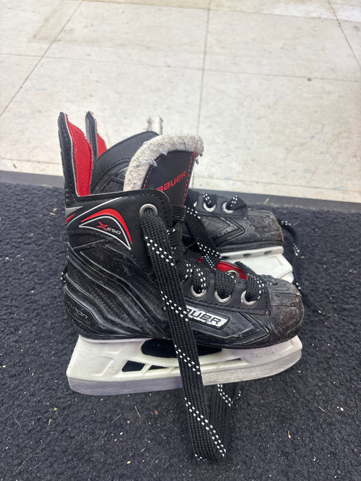 Used Bauer x250 Youth 9.0 Skates