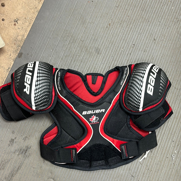 Used Bauer Supreme Junior Small/Medium Shoulder Pads