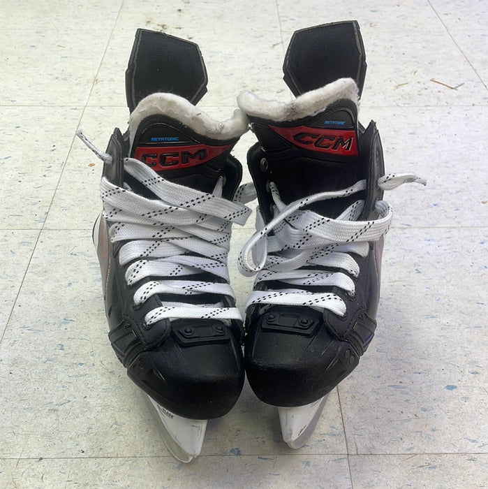 Used CCM JetSpeed FT680 Size 1.5 Skates