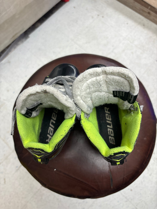 Used Bauer GSX Size 12.0D Youth Skates