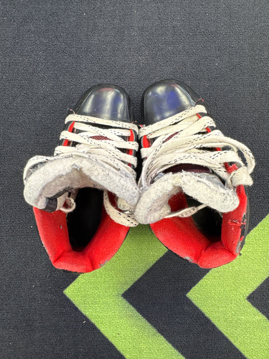 Used Bauer Vapor X2.7 11.5Y Goalie Skates