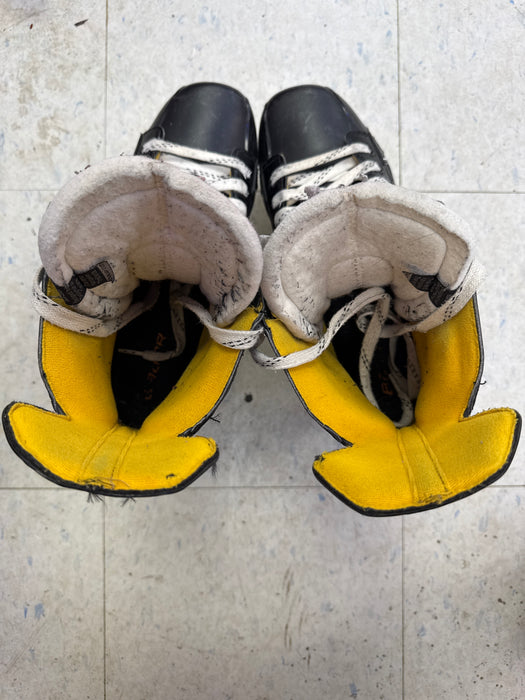 Used Bauer Supreme S160 10D Player Skates