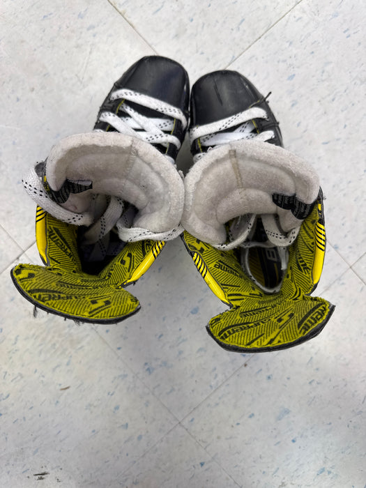 Used Bauer Supreme M4 3.5D Player Skates