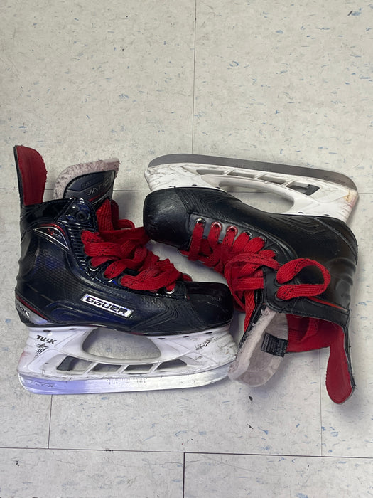 Used Bauer Vapor X600 Size 3 Skates