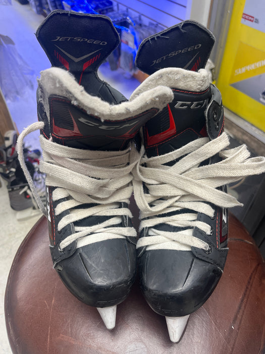Used CCM JetSpeed FT370 Size 6 Skates