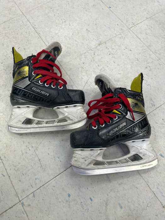Used Bauer Supreme 3S Player Skates Size 1EE