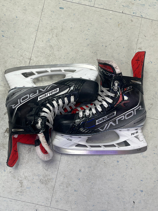 Used Bauer Vapor X3.7 Size 5.5 Skates